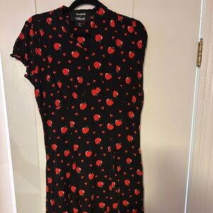 Collectif A-line 40s style rayon apple dress UK12